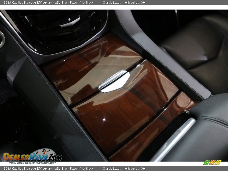 2019 Cadillac Escalade ESV Luxury 4WD Black Raven / Jet Black Photo #17