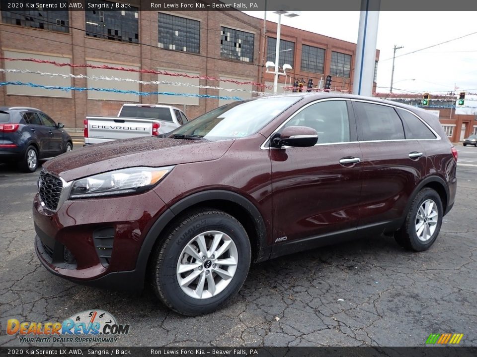 Front 3/4 View of 2020 Kia Sorento LX AWD Photo #7