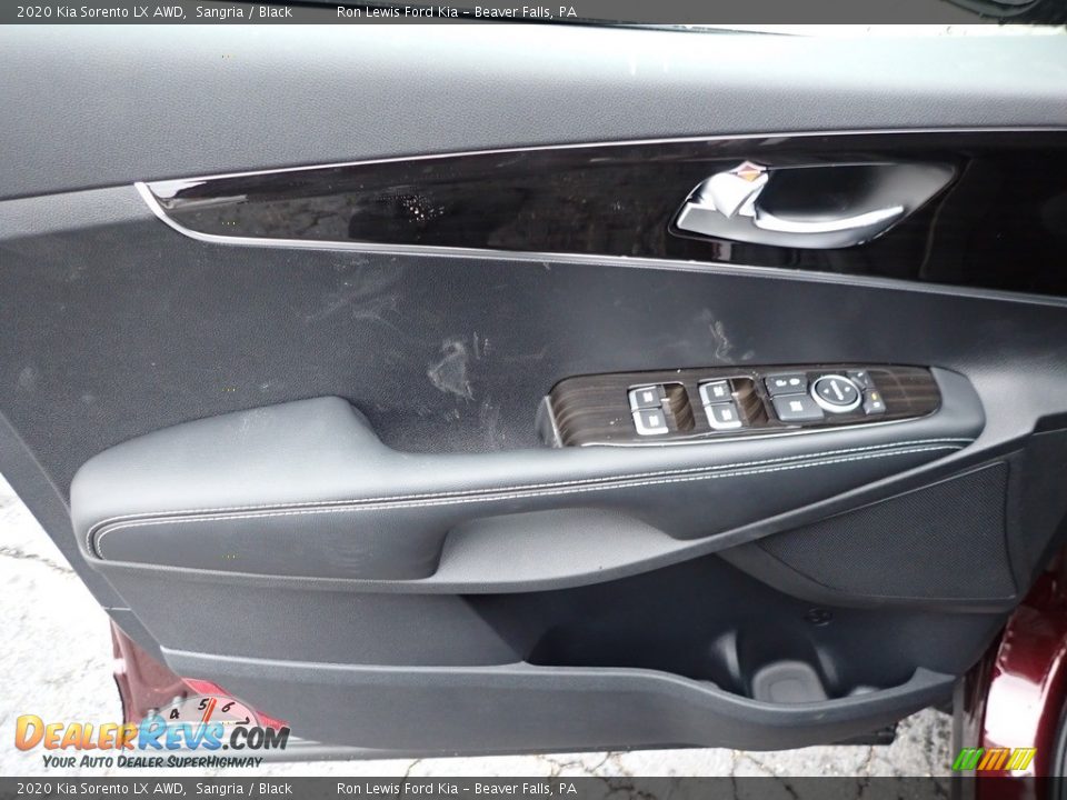 2020 Kia Sorento LX AWD Sangria / Black Photo #15
