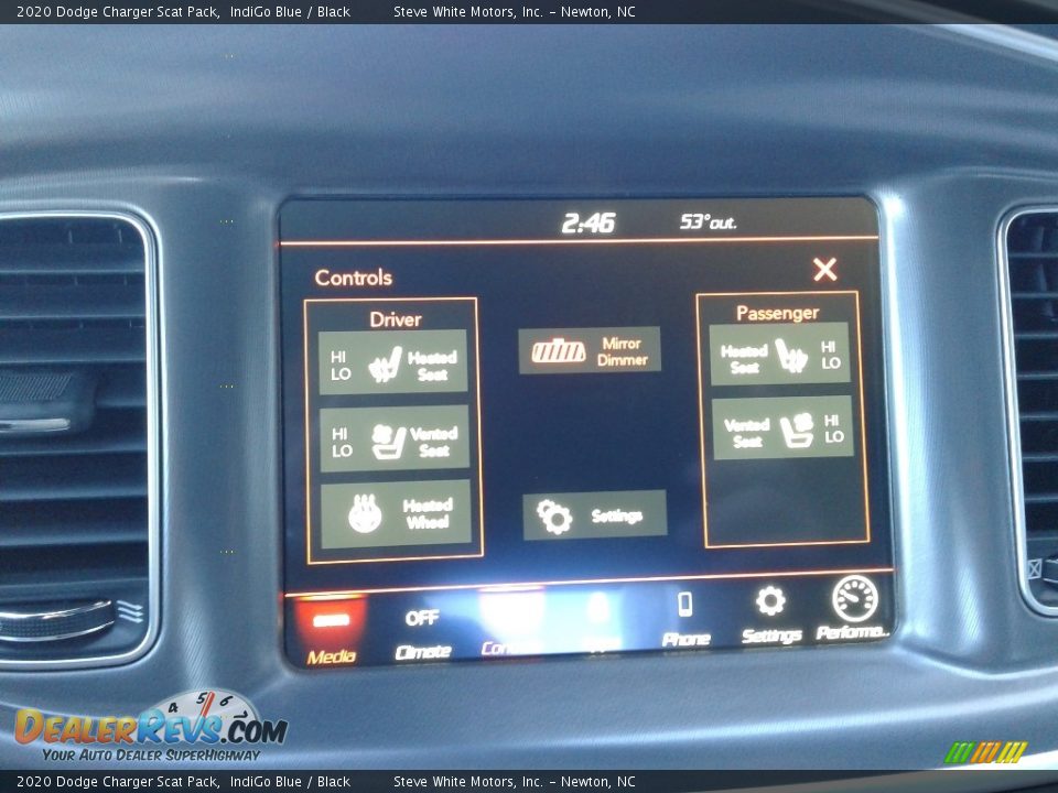 Controls of 2020 Dodge Charger Scat Pack Photo #24