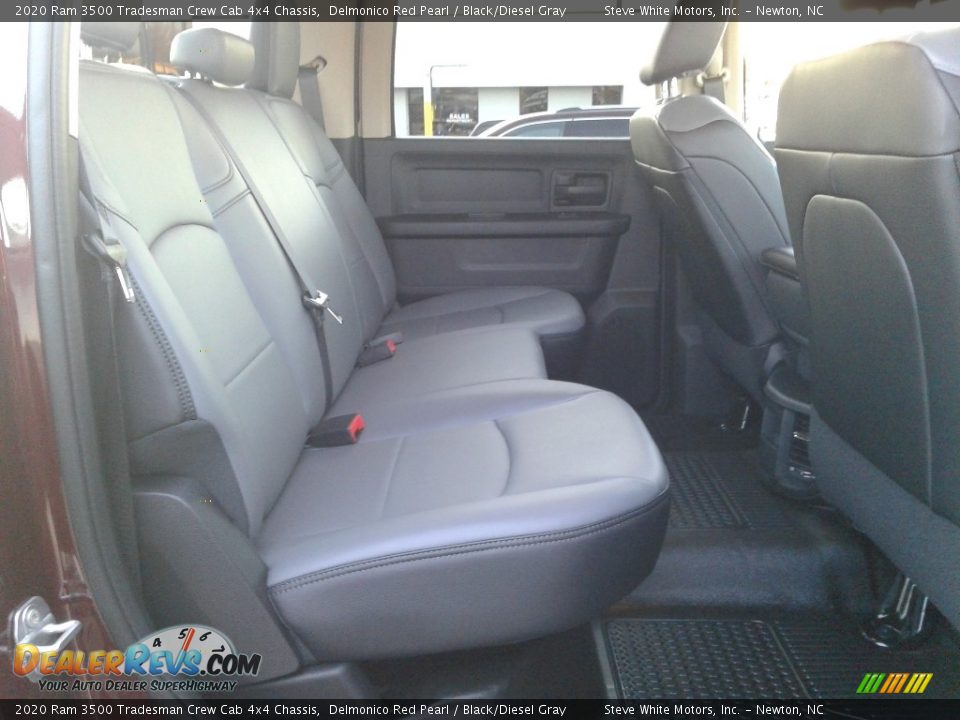 2020 Ram 3500 Tradesman Crew Cab 4x4 Chassis Delmonico Red Pearl / Black/Diesel Gray Photo #15