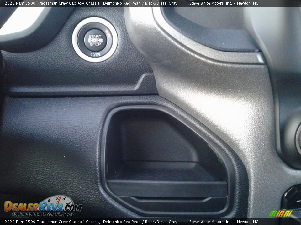 2020 Ram 3500 Tradesman Crew Cab 4x4 Chassis Delmonico Red Pearl / Black/Diesel Gray Photo #20