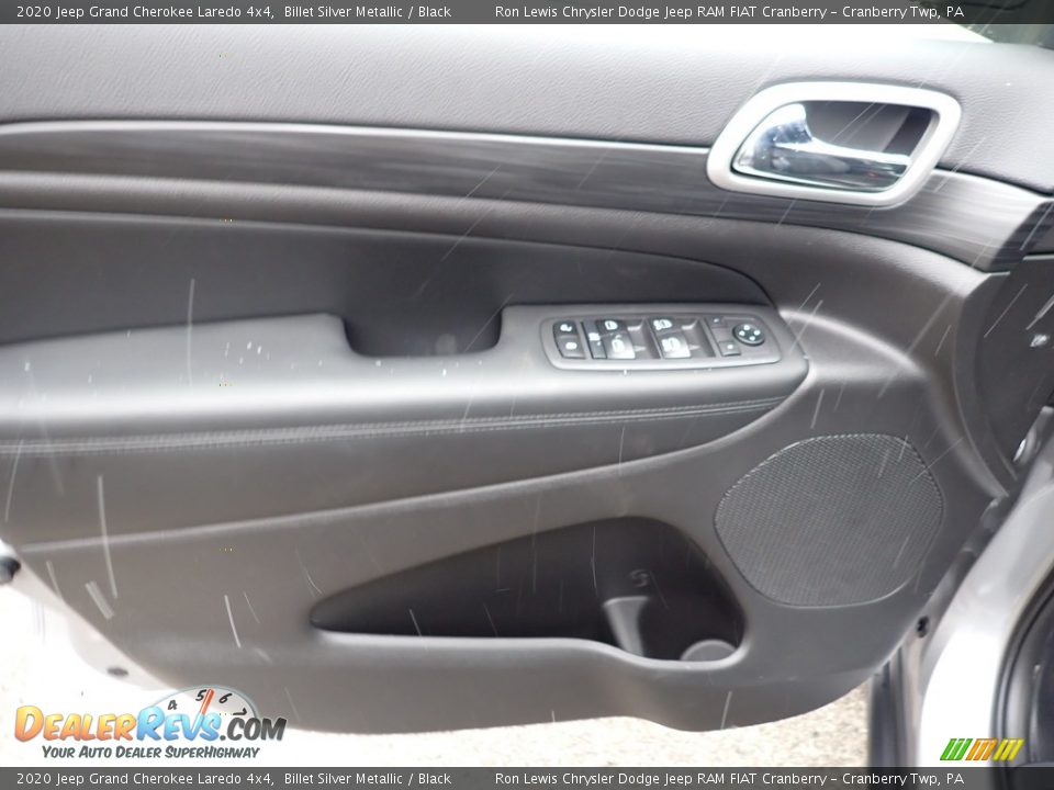 2020 Jeep Grand Cherokee Laredo 4x4 Billet Silver Metallic / Black Photo #15