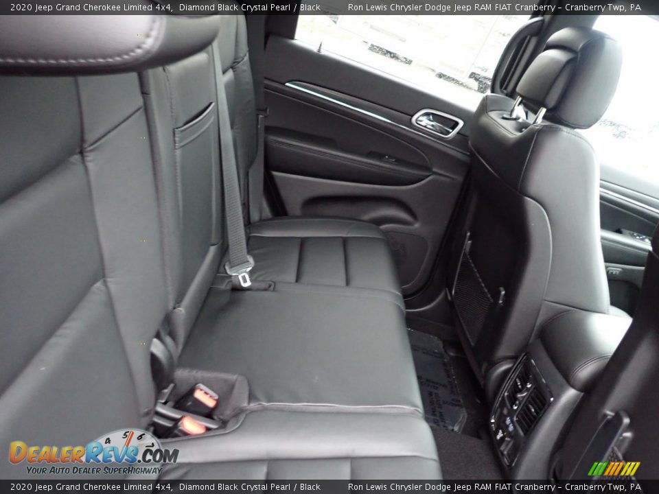 2020 Jeep Grand Cherokee Limited 4x4 Diamond Black Crystal Pearl / Black Photo #12