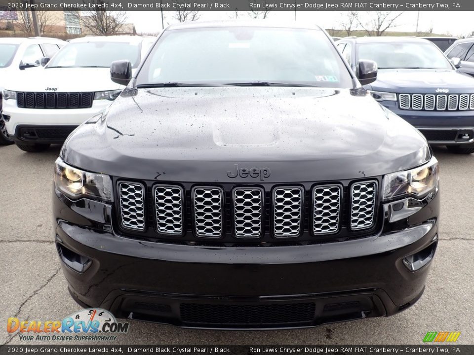 2020 Jeep Grand Cherokee Laredo 4x4 Diamond Black Crystal Pearl / Black Photo #7