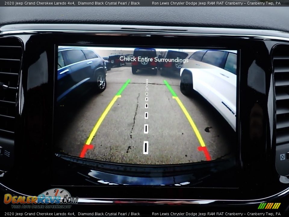 2020 Jeep Grand Cherokee Laredo 4x4 Diamond Black Crystal Pearl / Black Photo #17