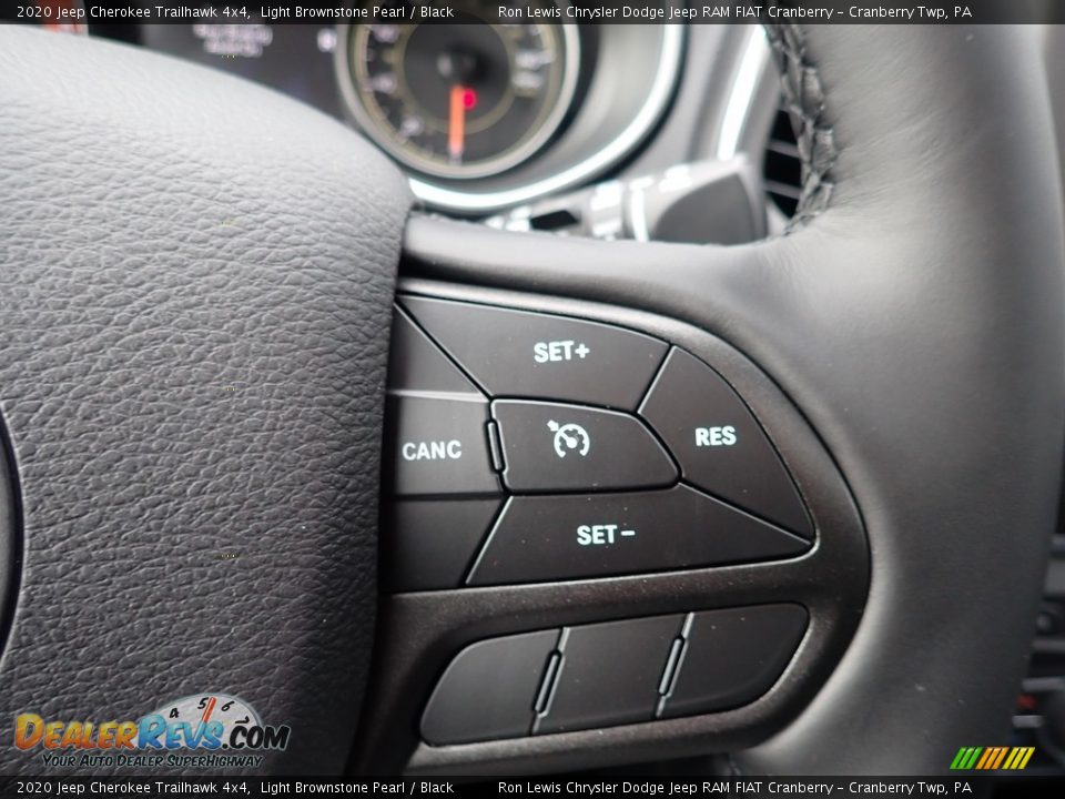 2020 Jeep Cherokee Trailhawk 4x4 Steering Wheel Photo #18