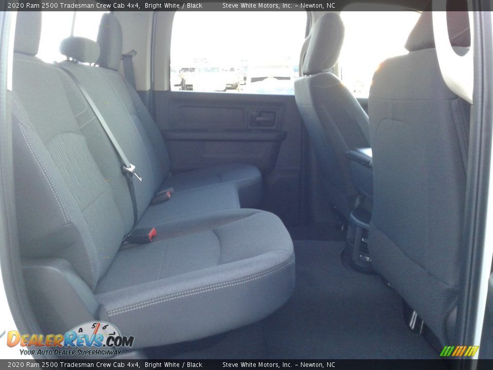 2020 Ram 2500 Tradesman Crew Cab 4x4 Bright White / Black Photo #16