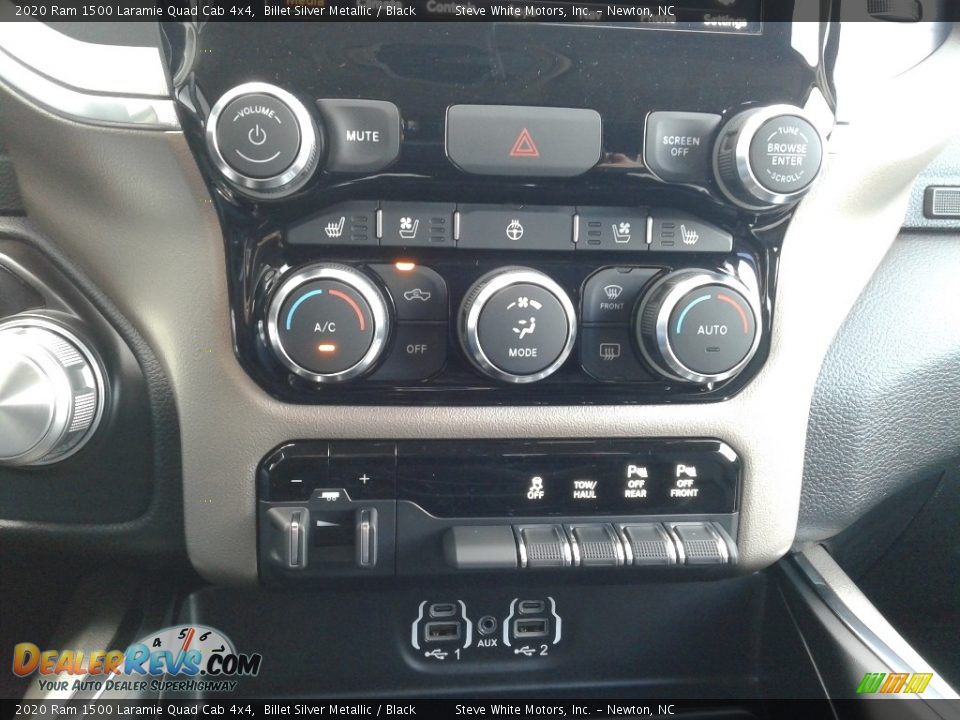2020 Ram 1500 Laramie Quad Cab 4x4 Billet Silver Metallic / Black Photo #32