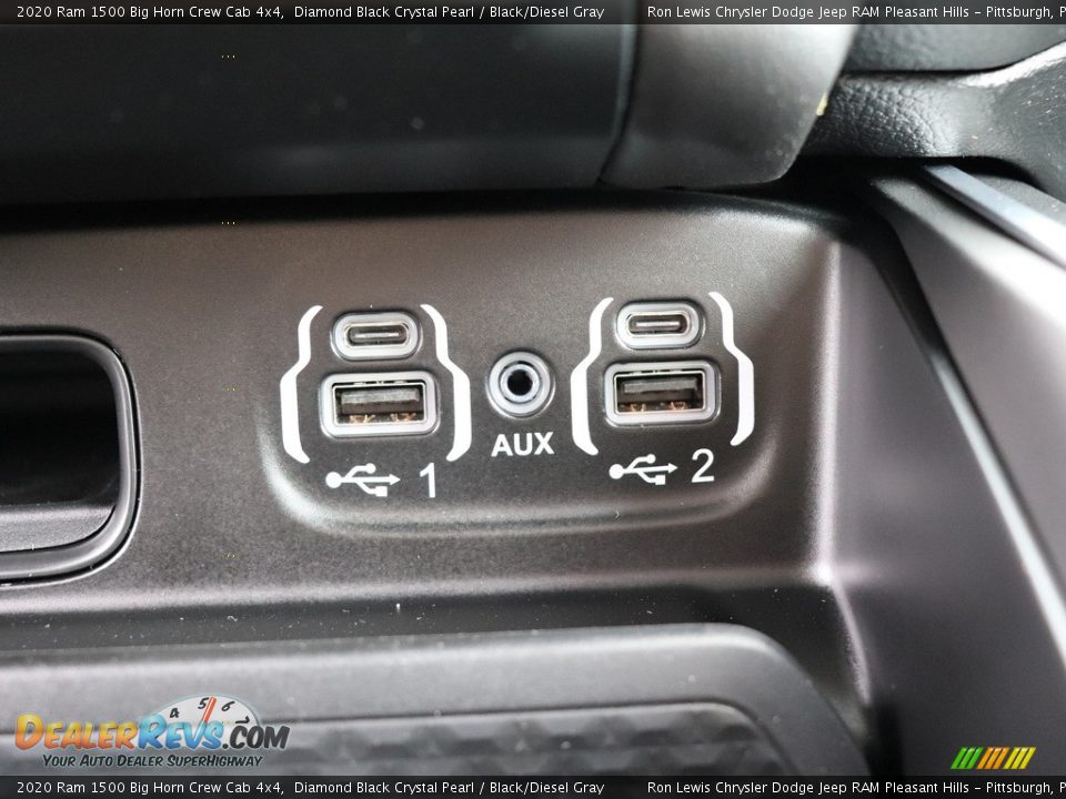 2020 Ram 1500 Big Horn Crew Cab 4x4 Diamond Black Crystal Pearl / Black/Diesel Gray Photo #17