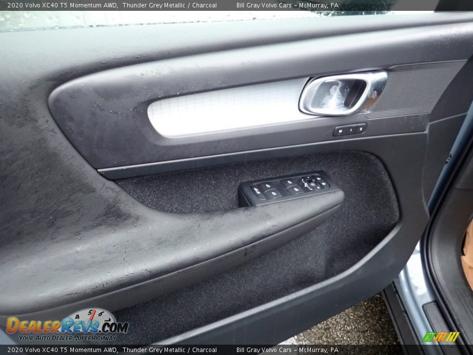 2020 Volvo XC40 T5 Momentum AWD Thunder Grey Metallic / Charcoal Photo #10