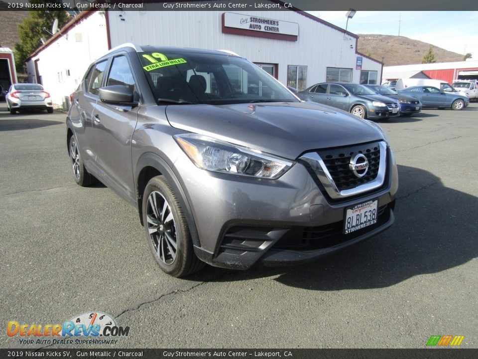 2019 Nissan Kicks SV Gun Metallic / Charcoal Photo #1