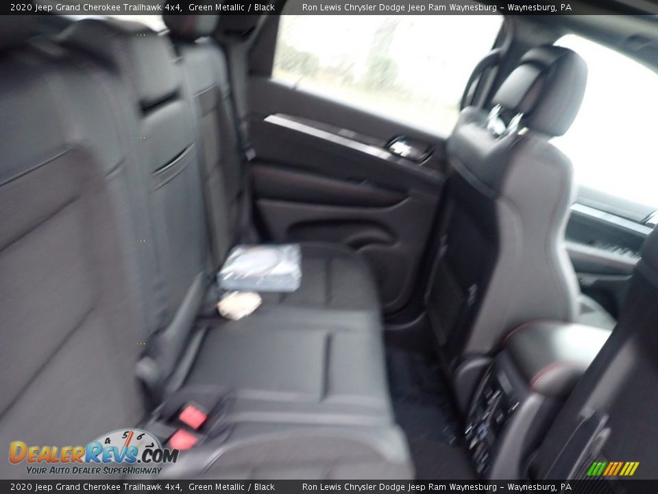 2020 Jeep Grand Cherokee Trailhawk 4x4 Green Metallic / Black Photo #13