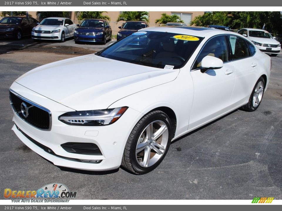 Ice White 2017 Volvo S90 T5 Photo #4