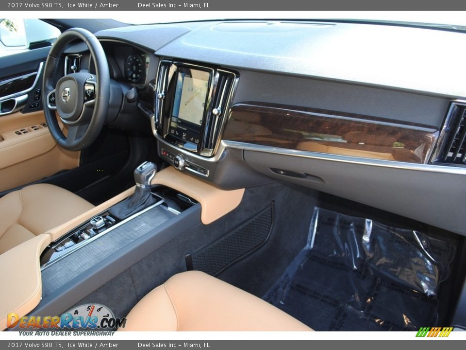 Dashboard of 2017 Volvo S90 T5 Photo #19