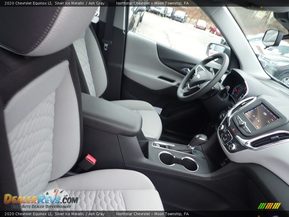 2020 Chevrolet Equinox LS Silver Ice Metallic / Ash Gray Photo #10