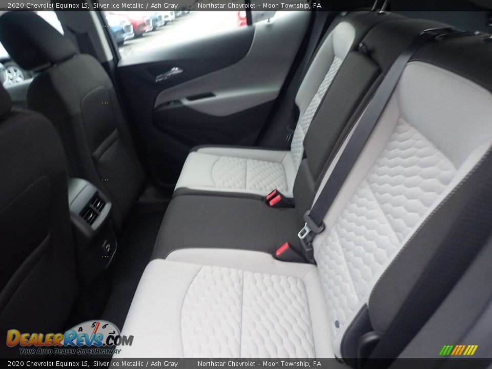 2020 Chevrolet Equinox LS Silver Ice Metallic / Ash Gray Photo #12