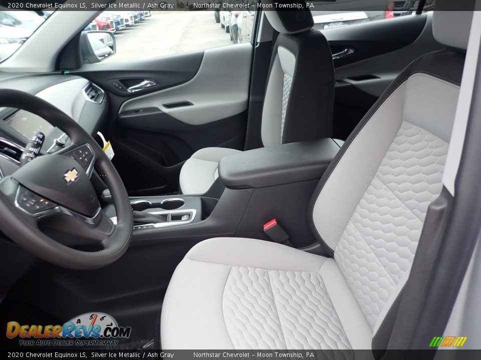 2020 Chevrolet Equinox LS Silver Ice Metallic / Ash Gray Photo #16