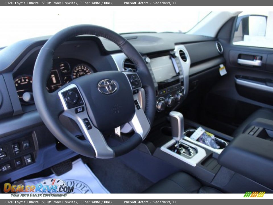 2020 Toyota Tundra TSS Off Road CrewMax Super White / Black Photo #12