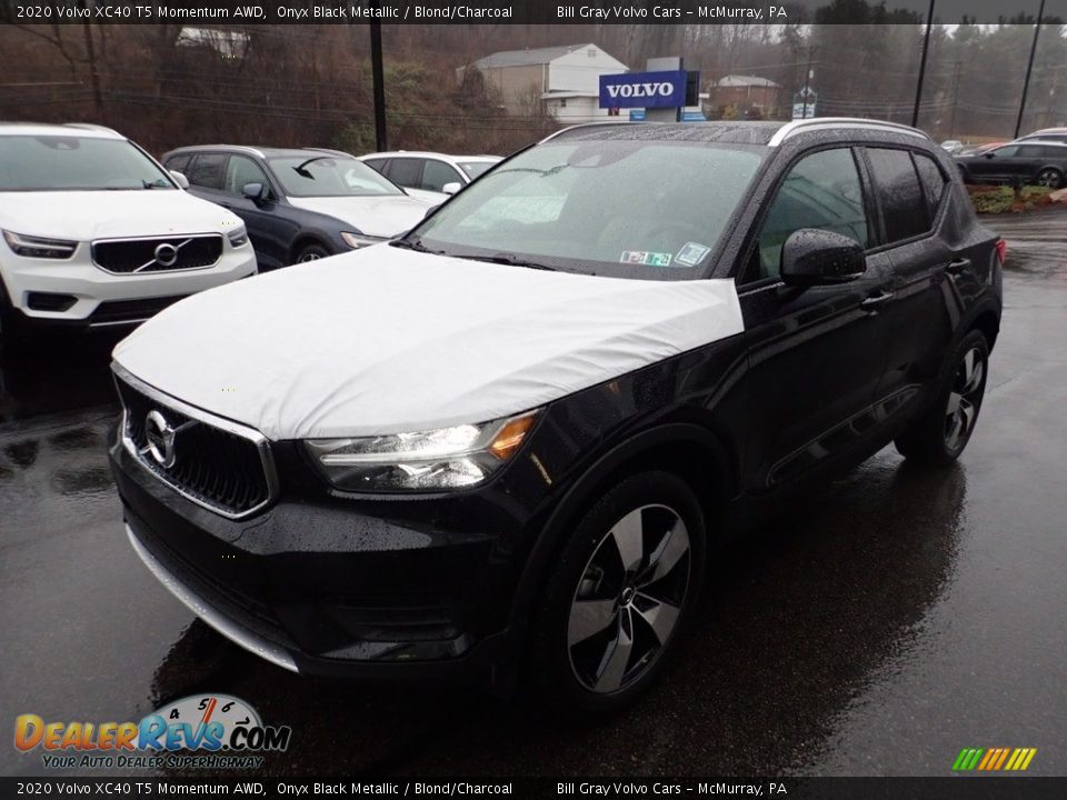2020 Volvo XC40 T5 Momentum AWD Onyx Black Metallic / Blond/Charcoal Photo #5
