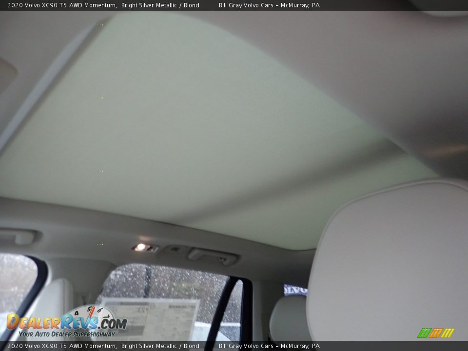 2020 Volvo XC90 T5 AWD Momentum Bright Silver Metallic / Blond Photo #12