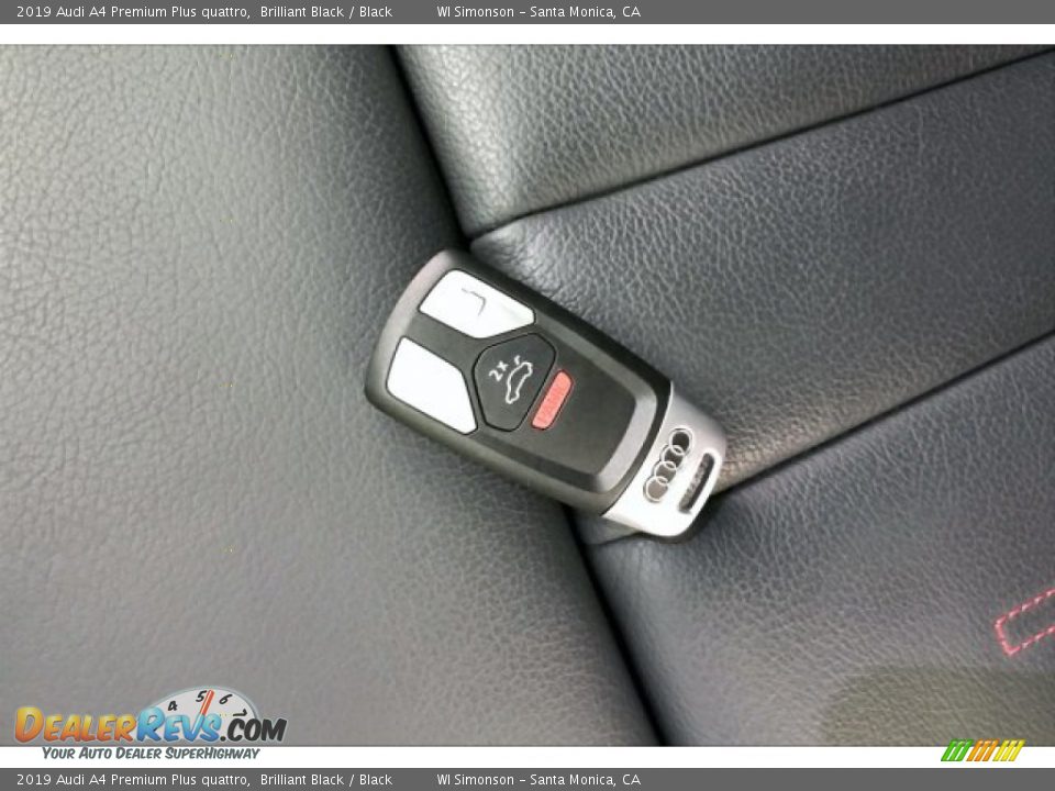 Keys of 2019 Audi A4 Premium Plus quattro Photo #11