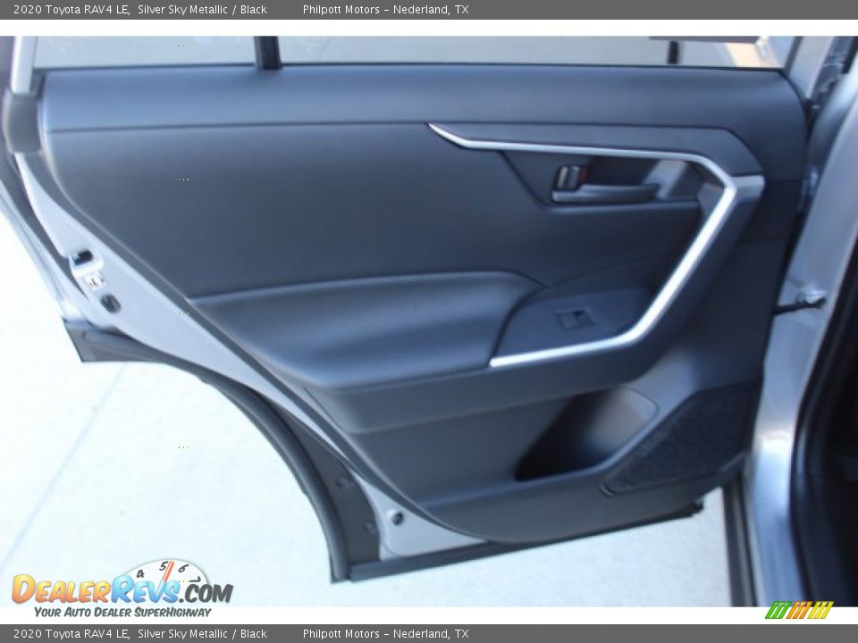 2020 Toyota RAV4 LE Silver Sky Metallic / Black Photo #18