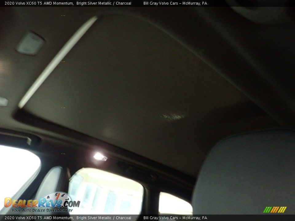 2020 Volvo XC60 T5 AWD Momentum Bright Silver Metallic / Charcoal Photo #11