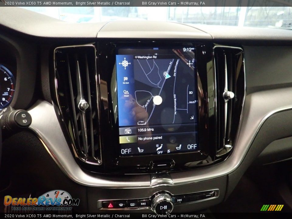 Controls of 2020 Volvo XC60 T5 AWD Momentum Photo #13