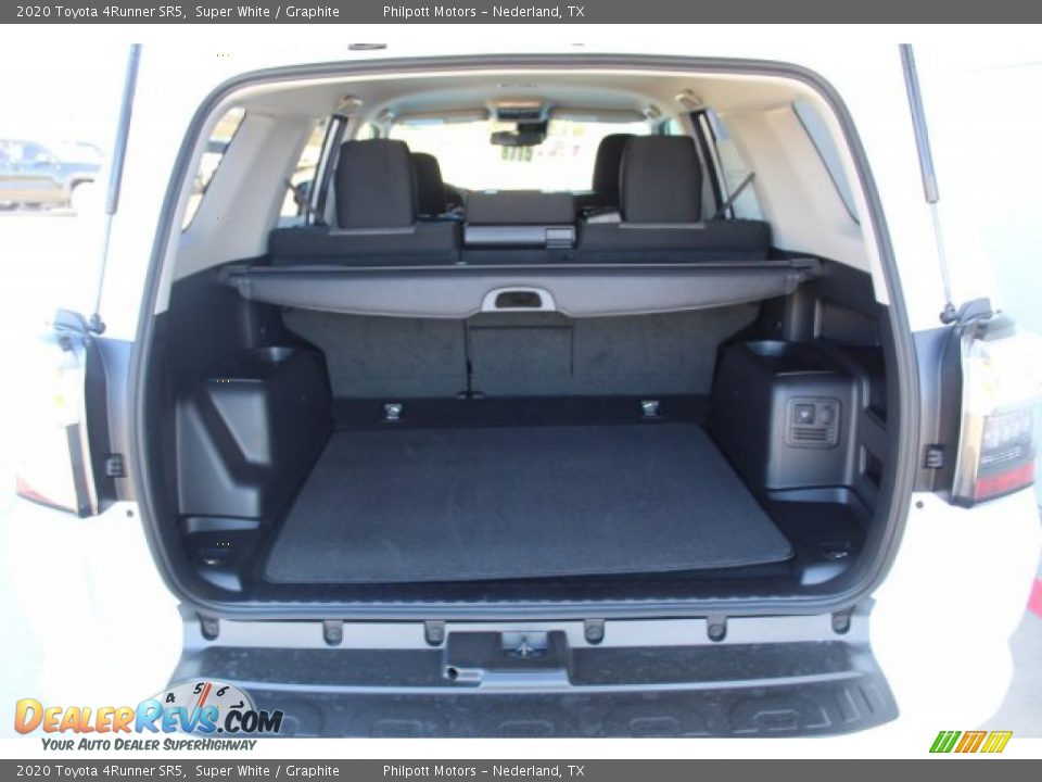 2020 Toyota 4Runner SR5 Super White / Graphite Photo #21
