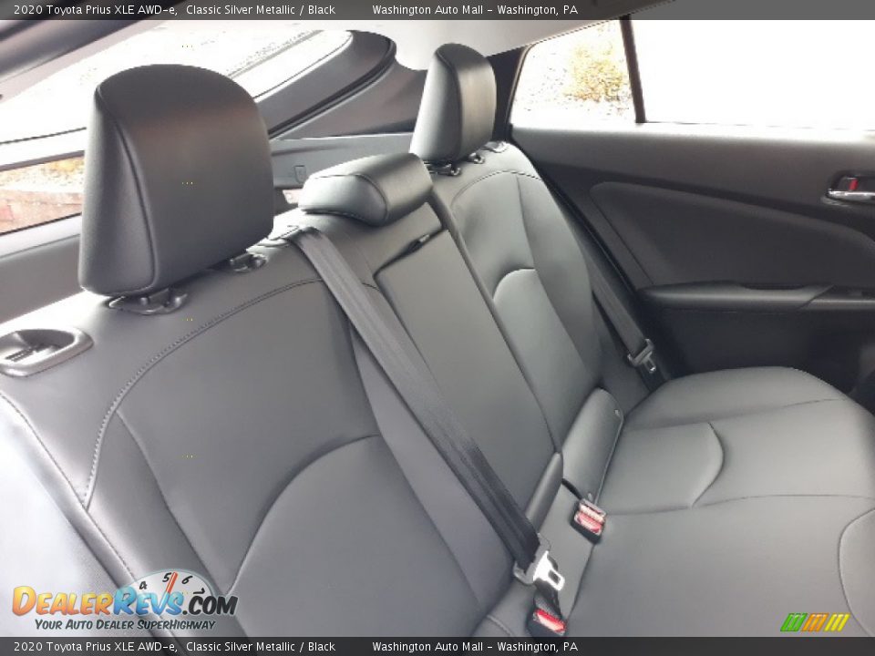 2020 Toyota Prius XLE AWD-e Classic Silver Metallic / Black Photo #28