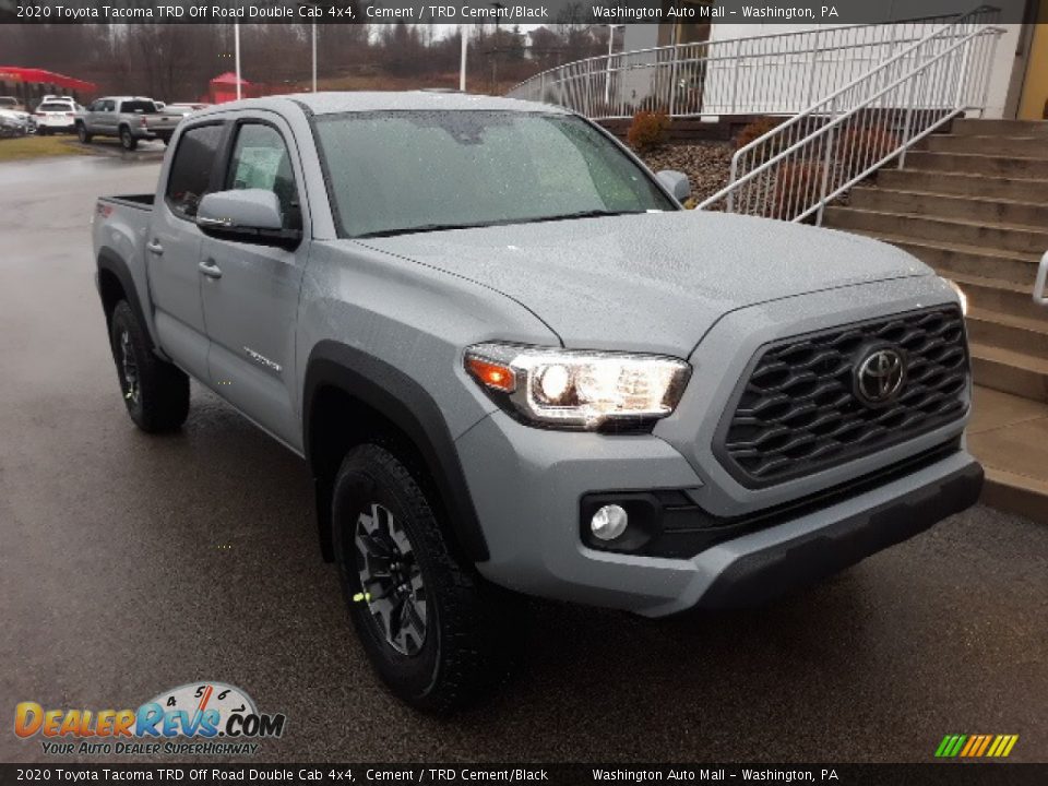 Front 3/4 View of 2020 Toyota Tacoma TRD Off Road Double Cab 4x4 Photo #1