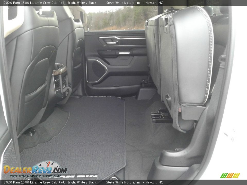 2020 Ram 1500 Laramie Crew Cab 4x4 Bright White / Black Photo #15