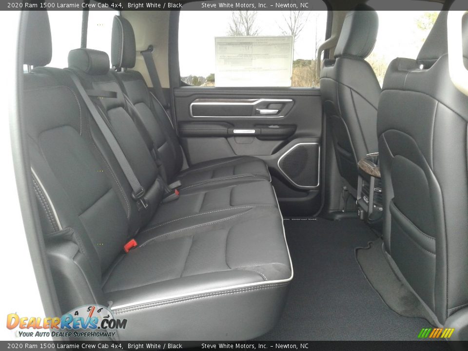 2020 Ram 1500 Laramie Crew Cab 4x4 Bright White / Black Photo #18