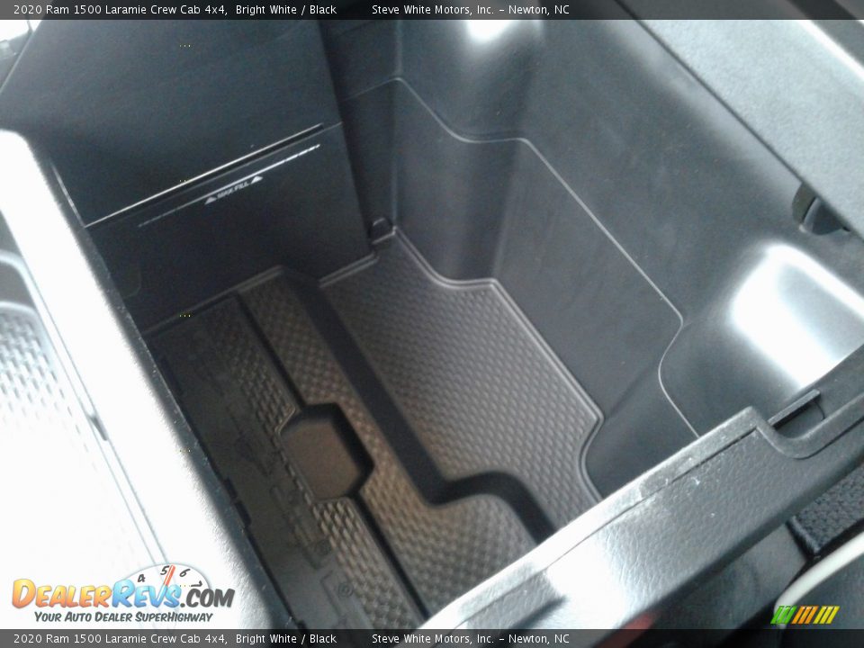 2020 Ram 1500 Laramie Crew Cab 4x4 Bright White / Black Photo #36