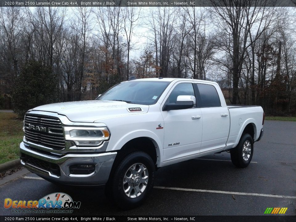 Front 3/4 View of 2020 Ram 2500 Laramie Crew Cab 4x4 Photo #2