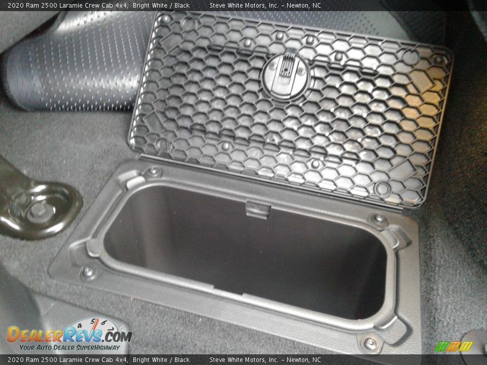2020 Ram 2500 Laramie Crew Cab 4x4 Bright White / Black Photo #16