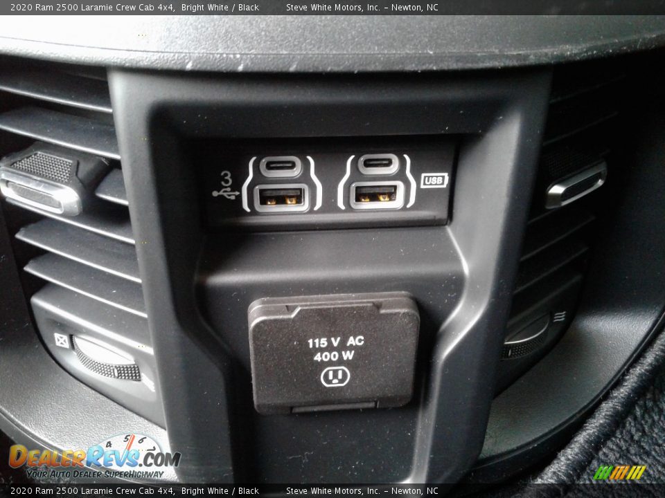 2020 Ram 2500 Laramie Crew Cab 4x4 Bright White / Black Photo #19