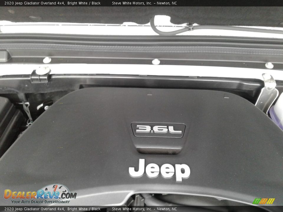 2020 Jeep Gladiator Overland 4x4 Bright White / Black Photo #10