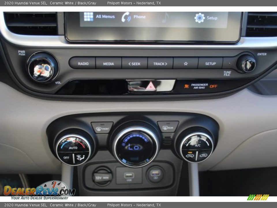 2020 Hyundai Venue SEL Ceramic White / Black/Gray Photo #16
