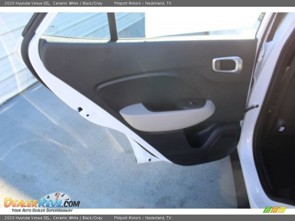 2020 Hyundai Venue SEL Ceramic White / Black/Gray Photo #18