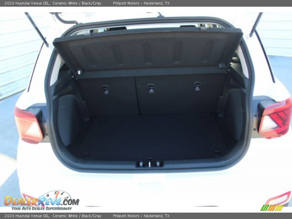 2020 Hyundai Venue SEL Ceramic White / Black/Gray Photo #20
