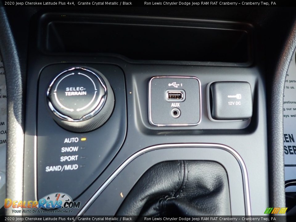 2020 Jeep Cherokee Latitude Plus 4x4 Granite Crystal Metallic / Black Photo #20