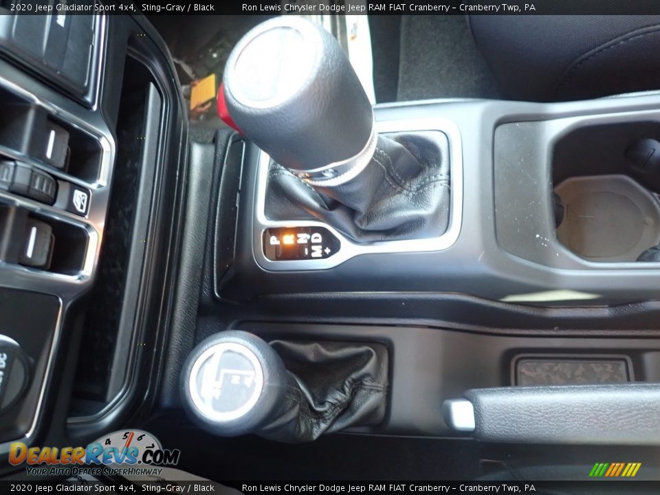 2020 Jeep Gladiator Sport 4x4 Shifter Photo #20