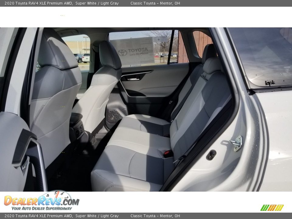 2020 Toyota RAV4 XLE Premium AWD Super White / Light Gray Photo #3