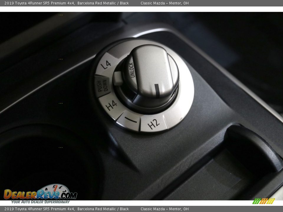 Controls of 2019 Toyota 4Runner SR5 Premium 4x4 Photo #17