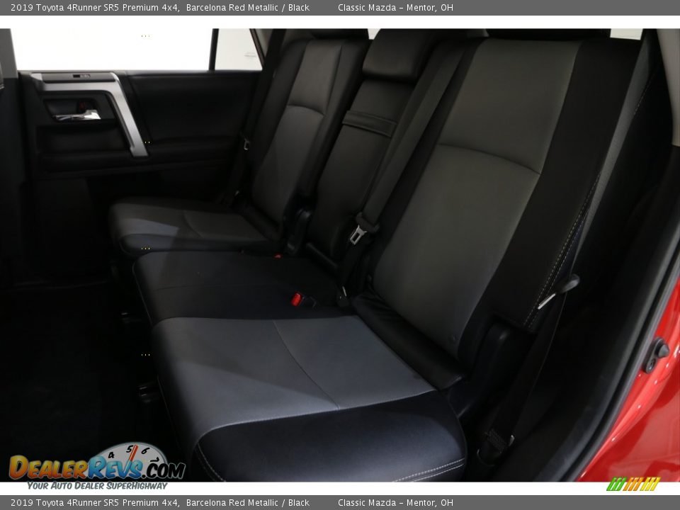 2019 Toyota 4Runner SR5 Premium 4x4 Barcelona Red Metallic / Black Photo #21