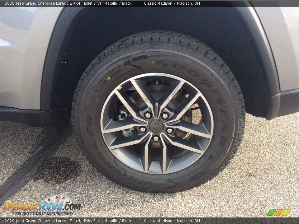 2020 Jeep Grand Cherokee Laredo E 4x4 Billet Silver Metallic / Black Photo #9