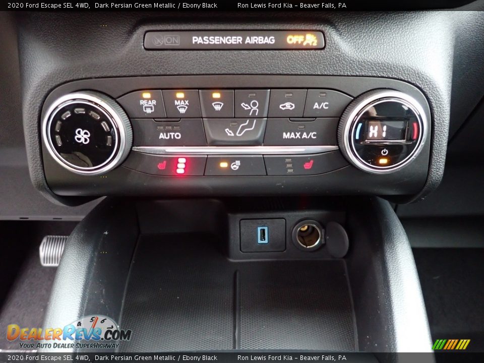 Controls of 2020 Ford Escape SEL 4WD Photo #18