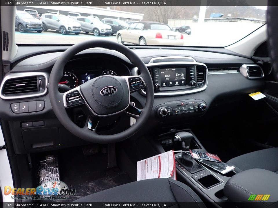 2020 Kia Sorento LX AWD Snow White Pearl / Black Photo #16